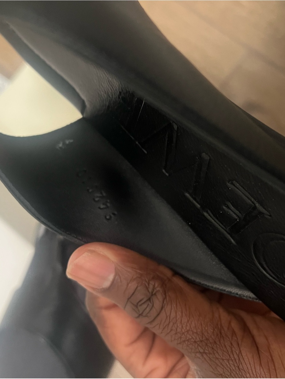 Loewe Toggle Flat Sandal - Picture 5 of 7